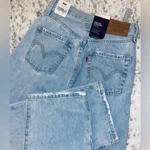 NEW Levi’s high rise jeans, size 24x27